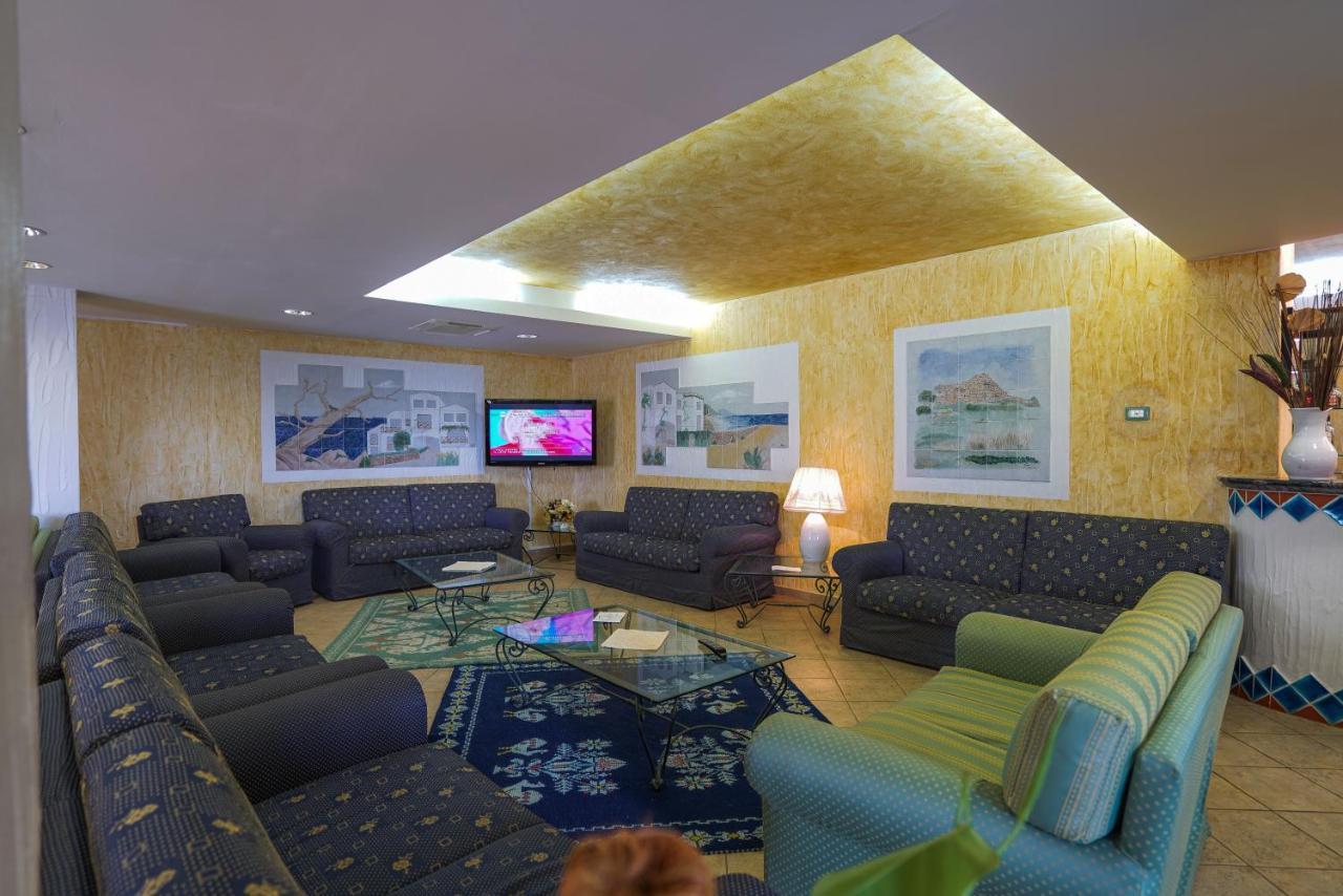 Borgo Saraceno Hotel-Residence Santa Teresa Gallura Eksteriør billede