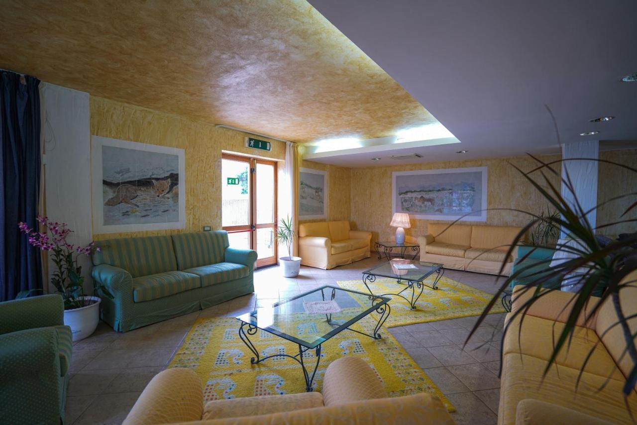 Borgo Saraceno Hotel-Residence Santa Teresa Gallura Eksteriør billede