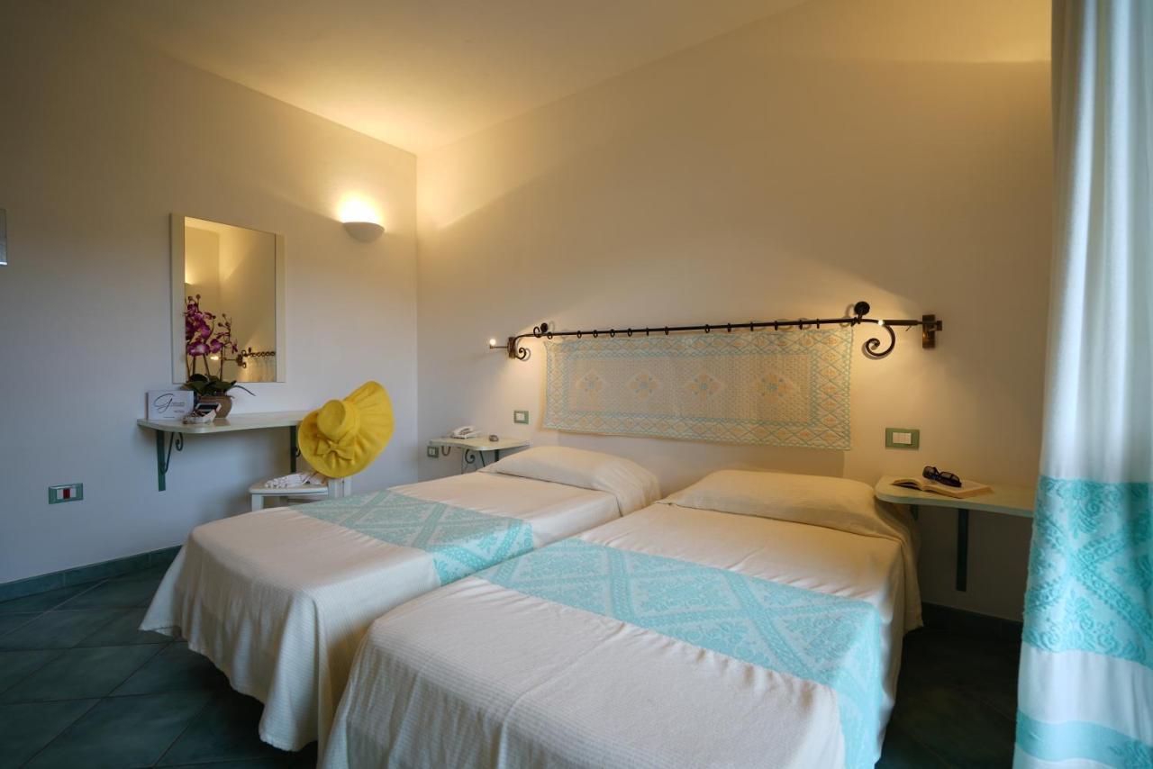 Borgo Saraceno Hotel-Residence Santa Teresa Gallura Eksteriør billede